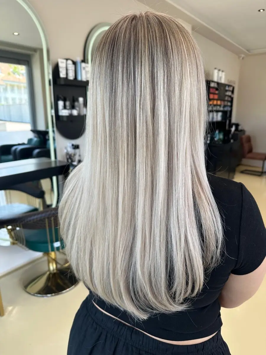 Lange Haare mit feinen Babylights